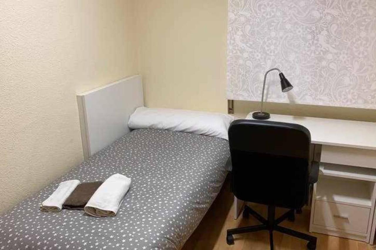 Residencia 12 Octubre Bed & Breakfast Madrid Dış mekan fotoğraf