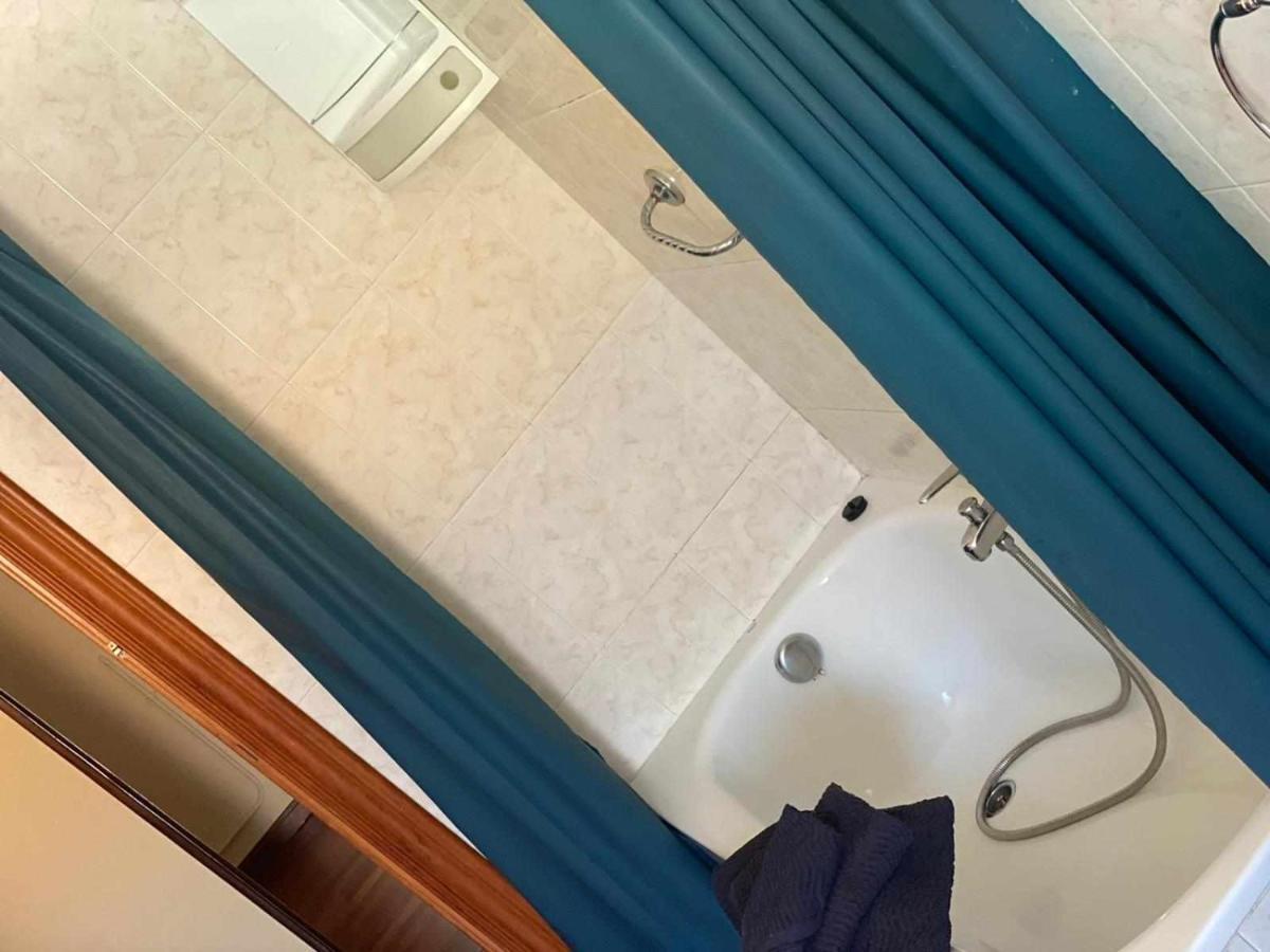 Residencia 12 Octubre Bed & Breakfast Madrid Dış mekan fotoğraf
