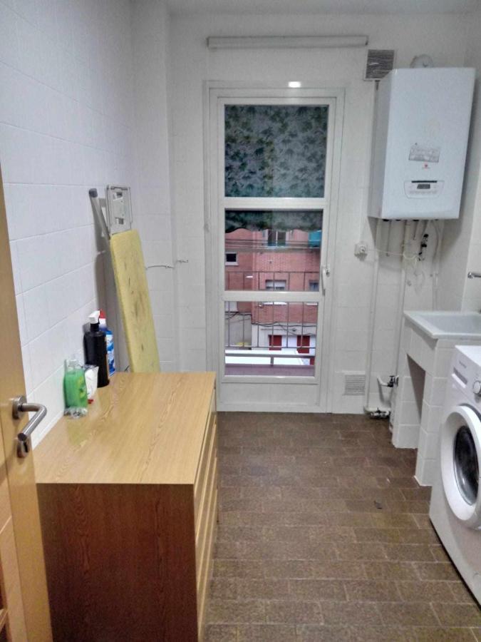 Residencia 12 Octubre Bed & Breakfast Madrid Dış mekan fotoğraf