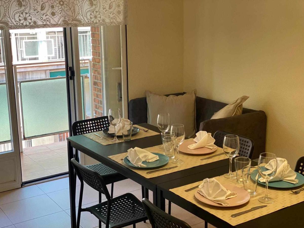 Residencia 12 Octubre Bed & Breakfast Madrid Dış mekan fotoğraf