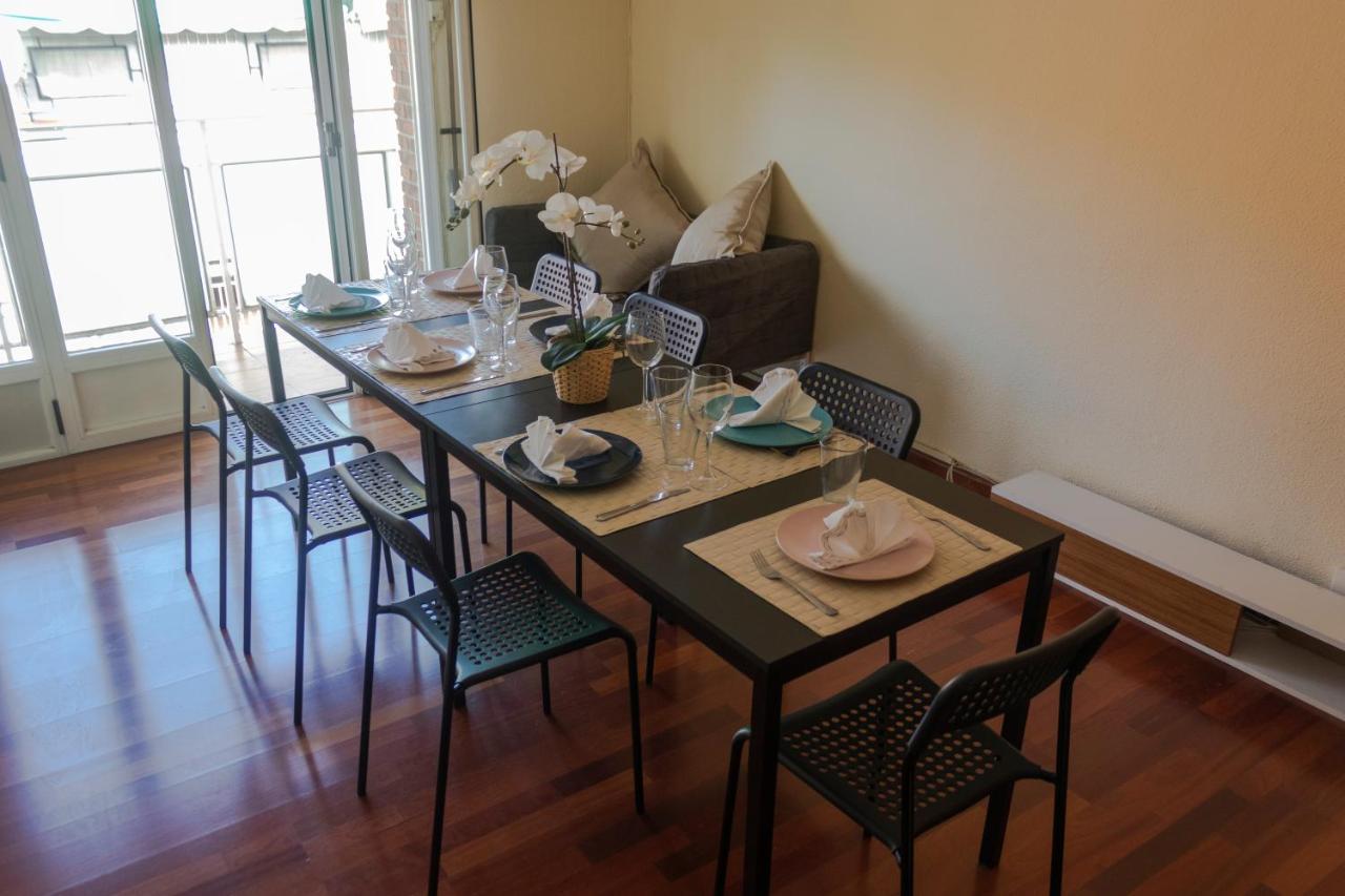 Residencia 12 Octubre Bed & Breakfast Madrid Dış mekan fotoğraf